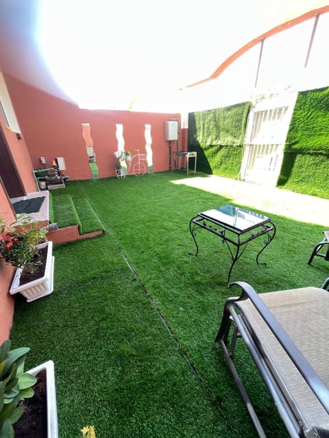 Garden, Seating area, Garden view