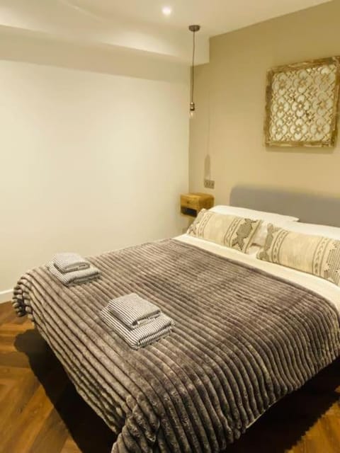 The Sanctuary, luxury studio apartment in Bath Apartment in Bath