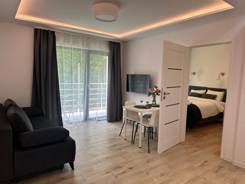 Balcony/Terrace, Living room, Bedroom, Garden view