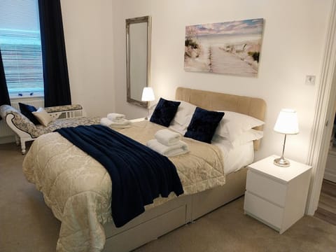 21 Prince of Wales Terrace - 2 bed ground floor flat Apartment in Scarborough