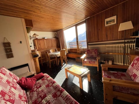 Résidence Les Chavonnes - Appartement 2 pièces de 43m² pour 5/6 personnes MAE-7824 Apartment in Montvalezan