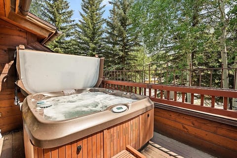 Hot Tub, Balcony/Terrace