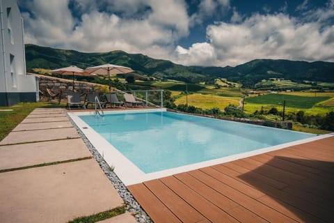 Natural landscape, Mountain view, Pool view, Swimming pool, sunbed