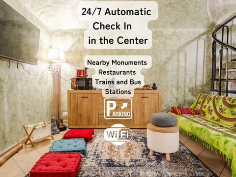 Photo of the whole room, Text overlay, Breakfast