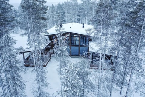 Property building, Natural landscape, Winter