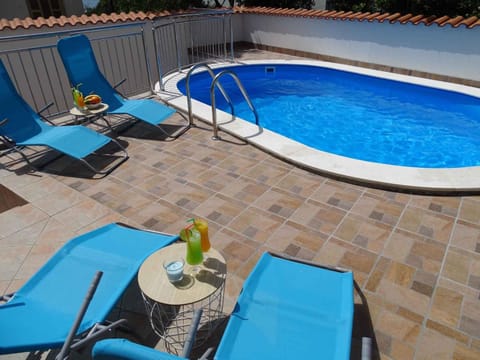 Summer, Swimming pool