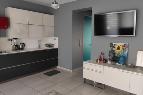 Central Station Modern Apartment Apartment in Thessaloniki