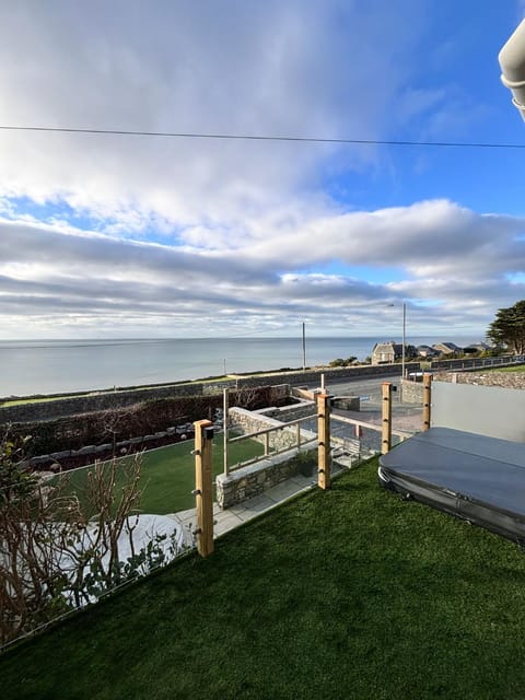Hot Tub, Sea view