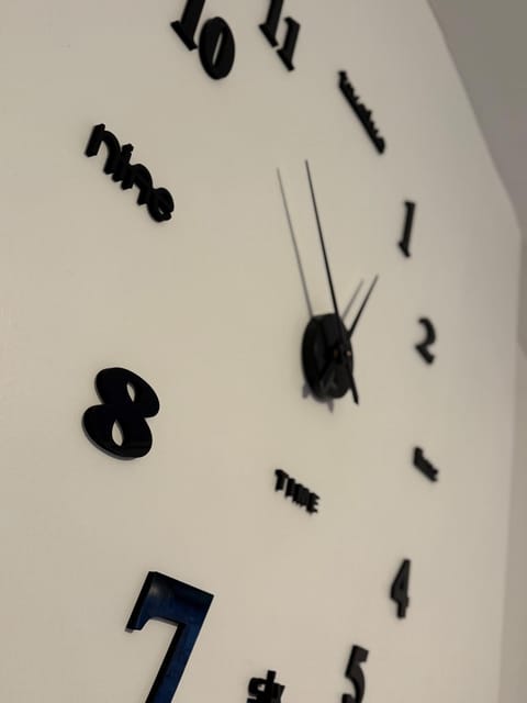 2 Bed Flat - Street Parking Apartment in Glasgow