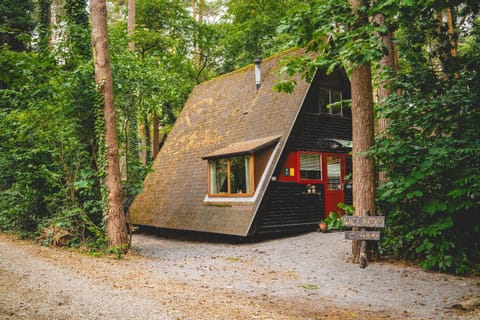 Boshuisje Rekem - Memories House in Limburg (province)