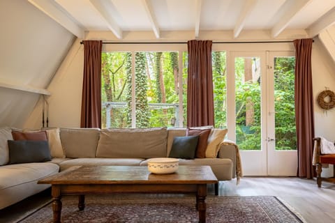 Boshuisje Rekem - Memories House in Limburg (province)