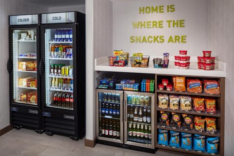 Restaurant/places to eat, Food and drinks, Food, vending machine