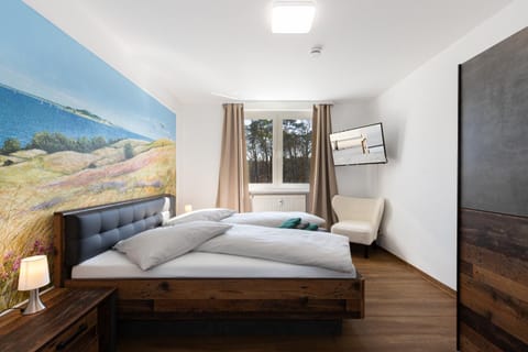 Bed, Photo of the whole room