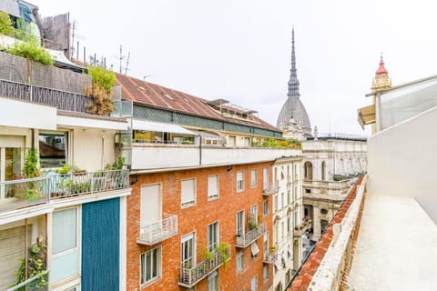 Balcony/Terrace, City view
