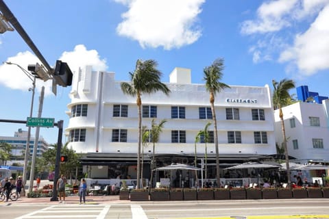 Property building, Day