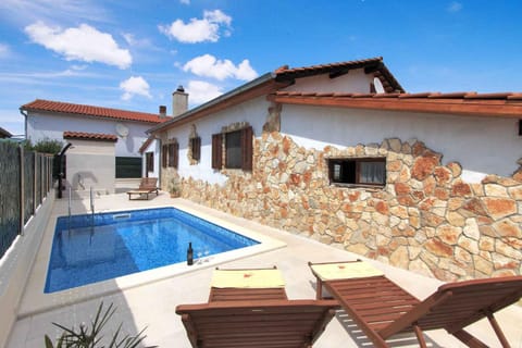 Property building, Summer