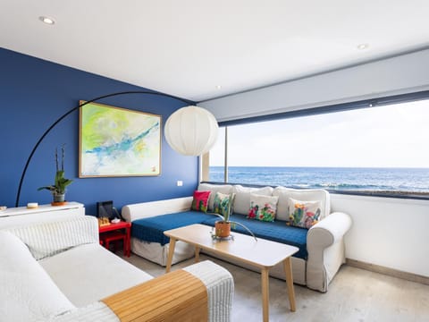 Living room, Sea view