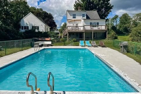 The Poolside Paradise House in Bucksport