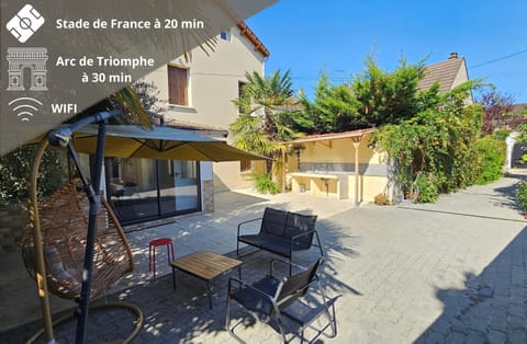 Property building, Patio
