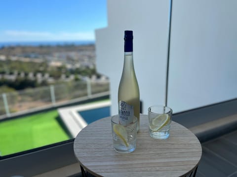 View (from property/room), Balcony/Terrace