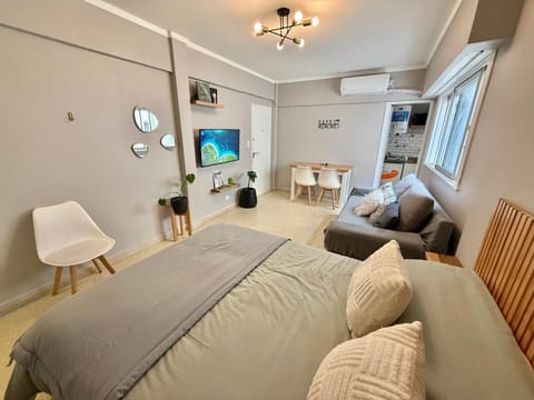 Living room, Photo of the whole room