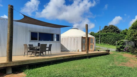 Raglan Glamping Luxury tent in Raglan