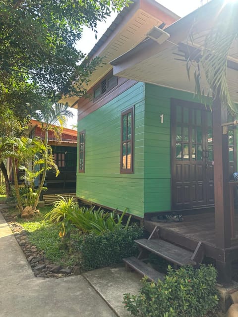 Property building, Balcony/Terrace, Inner courtyard view