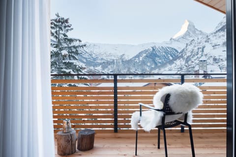 View (from property/room), Mountain view