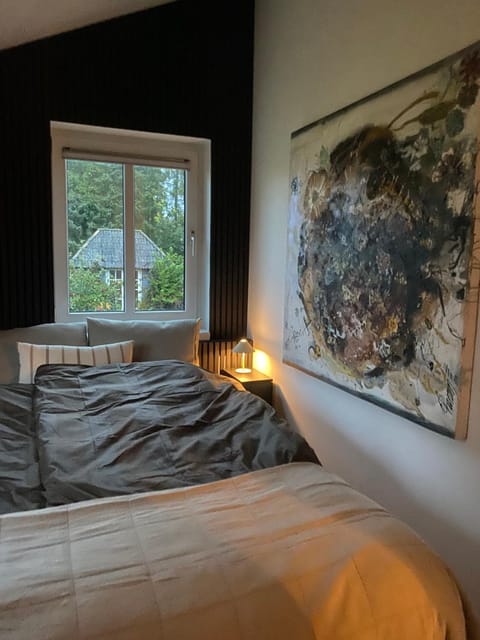 En SMUK og CHARMERENDE OASE meget tæt på centrum! Apartment in Central Denmark Region