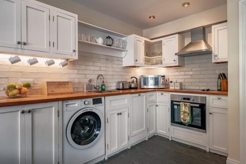 3 bedroom pet friendly home in the heart of Kenmare town House in Kenmare