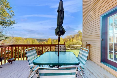 Green Mountain Sunrise House in West Dover