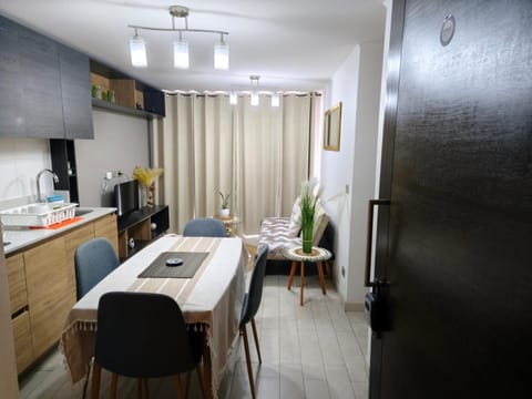 TV and multimedia, Kitchen or kitchenette, Decorative detail