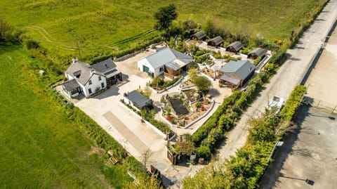 Day, Bird's eye view