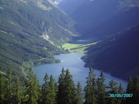 Nearby landmark, Day, Natural landscape, Hiking, Lake view, Mountain view