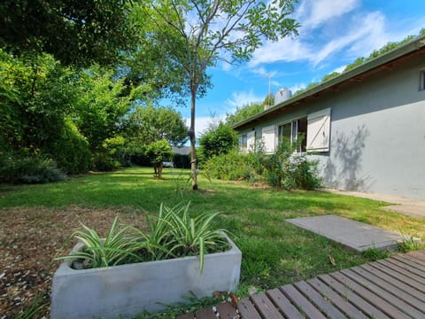 Property building, Spring, Day, Natural landscape, Garden