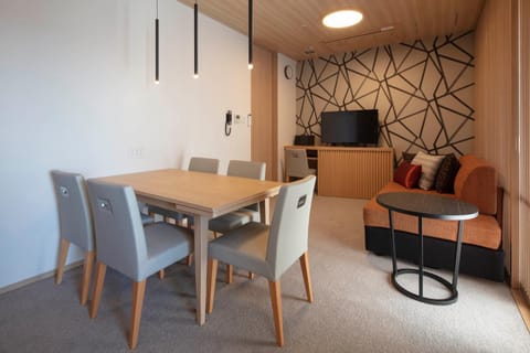 Living room, Dining area