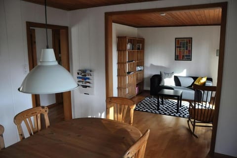 Living room, Photo of the whole room, Seating area, Dining area
