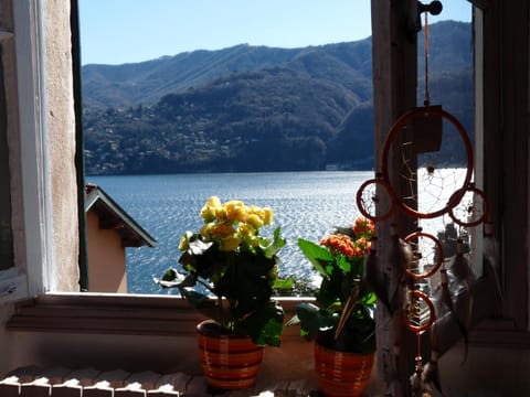 Garden view, Lake view, Mountain view, Quiet street view