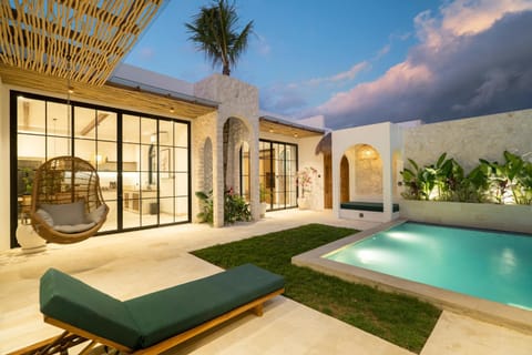 Property building, Swimming pool