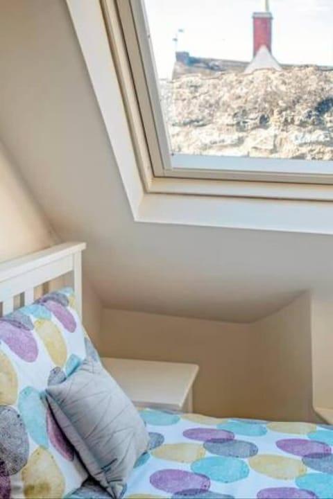 A hidden gem in the centre of town - sleeps 7 House in Tetbury