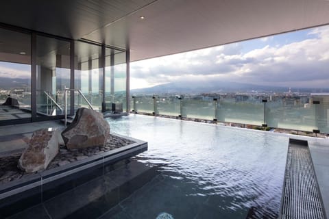 Mountain view, Public Bath