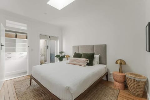 Burnie Retreat - Coastal Comfort Awaits House in Burnie