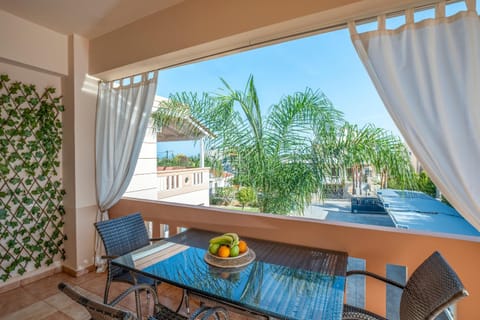 Patio, View (from property/room), Balcony/Terrace, Garden view