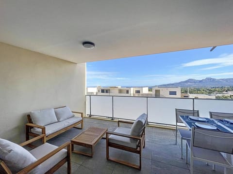 T3 vue sur la baie de Calvi Apartment in Calvi