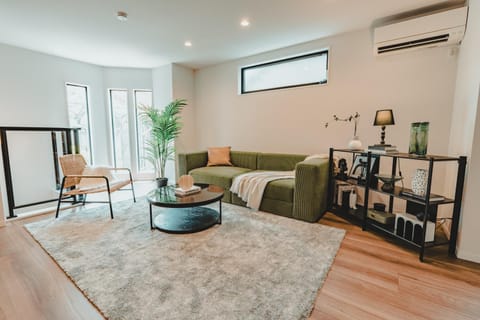 Living room, air conditioner