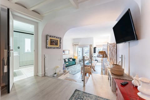 Property building, Living room