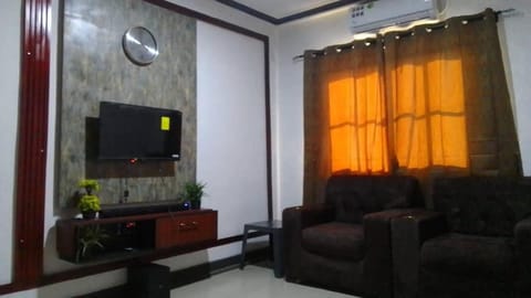 TV and multimedia, Seating area