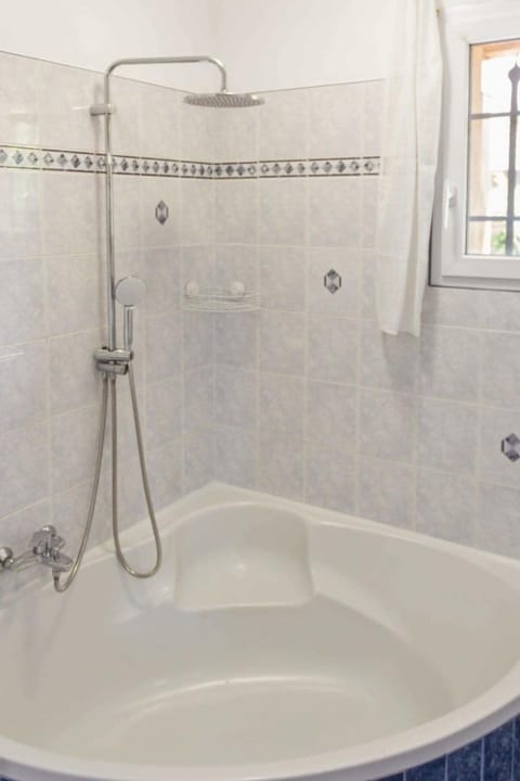 La Frênaie - Quiet - Swimming pool - Car park Apartment in Villeneuve-Loubet