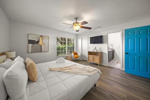 25P Pickleball Basketball Spa Theater Pool Golf House in Bradenton