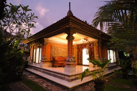 Property building, Balcony/Terrace